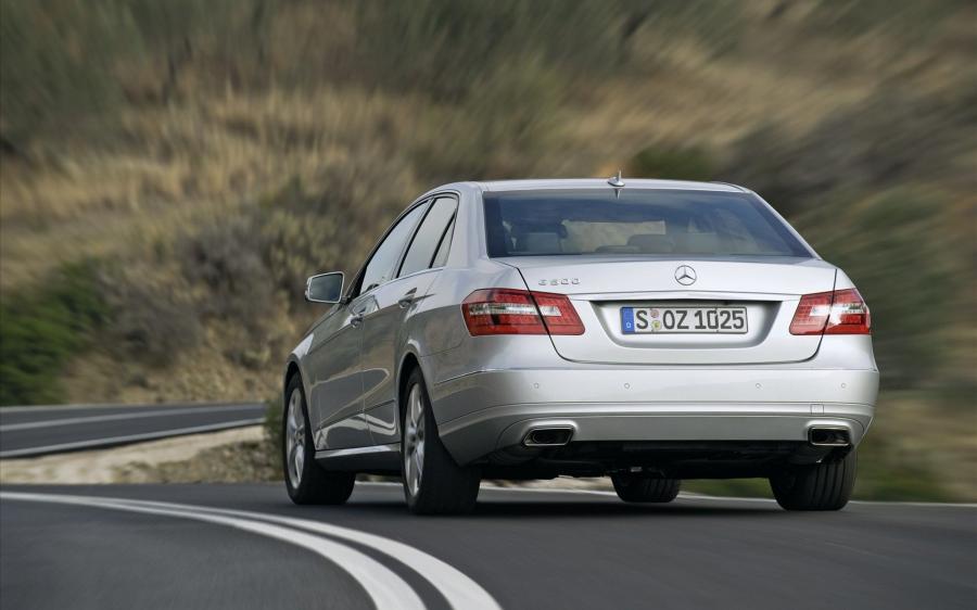  Mercedes-Benz E-Class 2009 года  (фото 46 из 74)